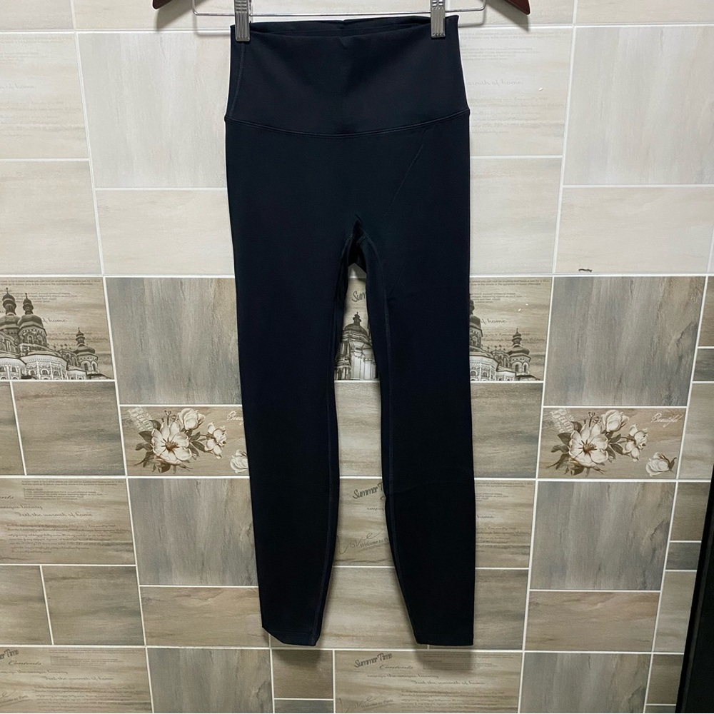 ALO Yoga Midnight Black Leggings